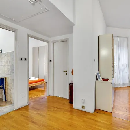 Pacini - Lakeside L&b Apartmán